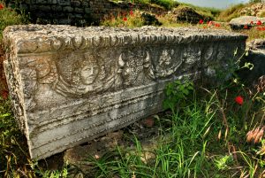 Улпия Ескус - Античен град