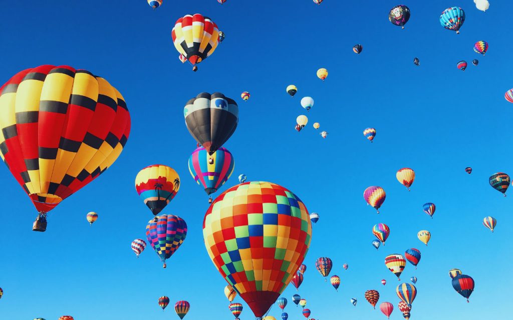 Welcome.bg promo landing image add hotel adventure balloon fun travel