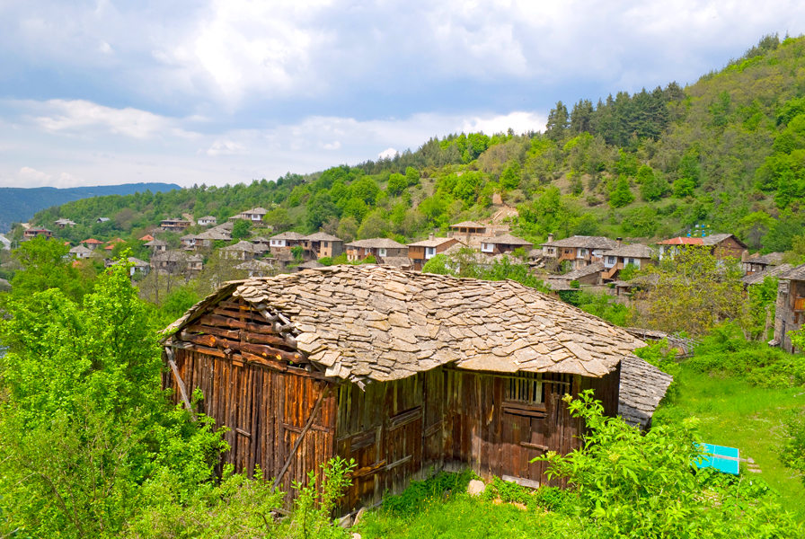 Лещен - Архитектурен резерват